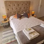 Lovely Διαμέρισμα Φουνκάλ