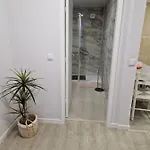 Διαμέρισμα Lovely *