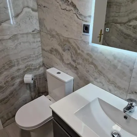 Lovely フンシャル